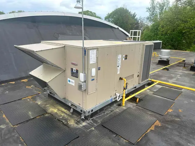 Lennox commercial rooftop unit serviced by A&S Cooling